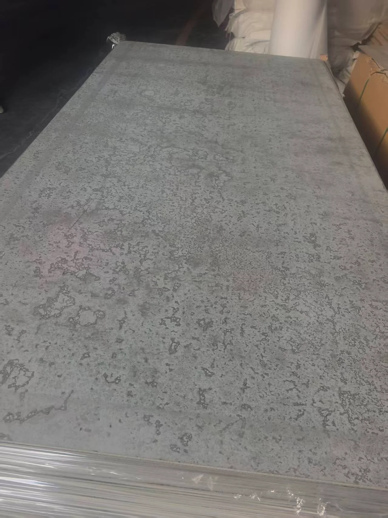 Cement board orientation guide